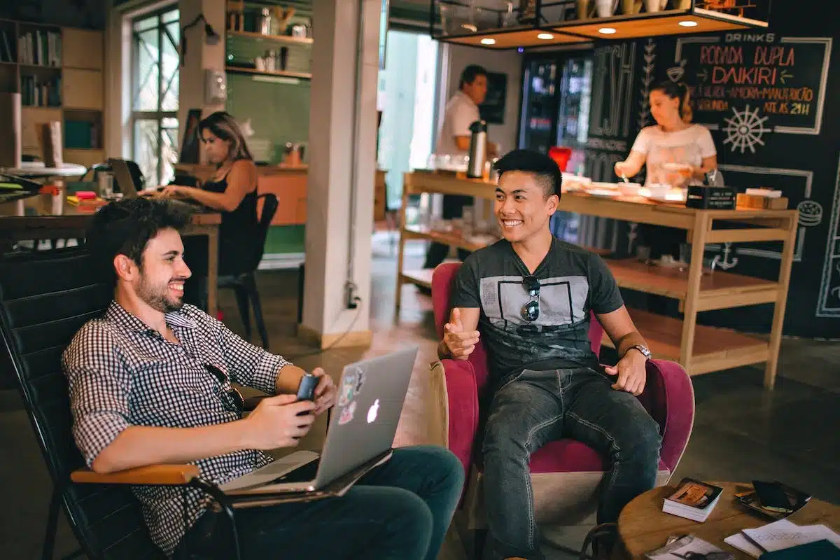 Les nouvelles pratiques de télétravail qui révolutionnent l’adaptation des entreprises