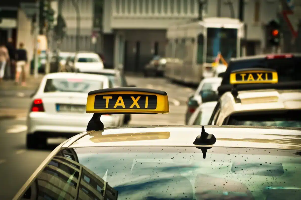 Prendre un taxi à Strasbourg : bénéficier d’un service de qualité et de nombreux avantages